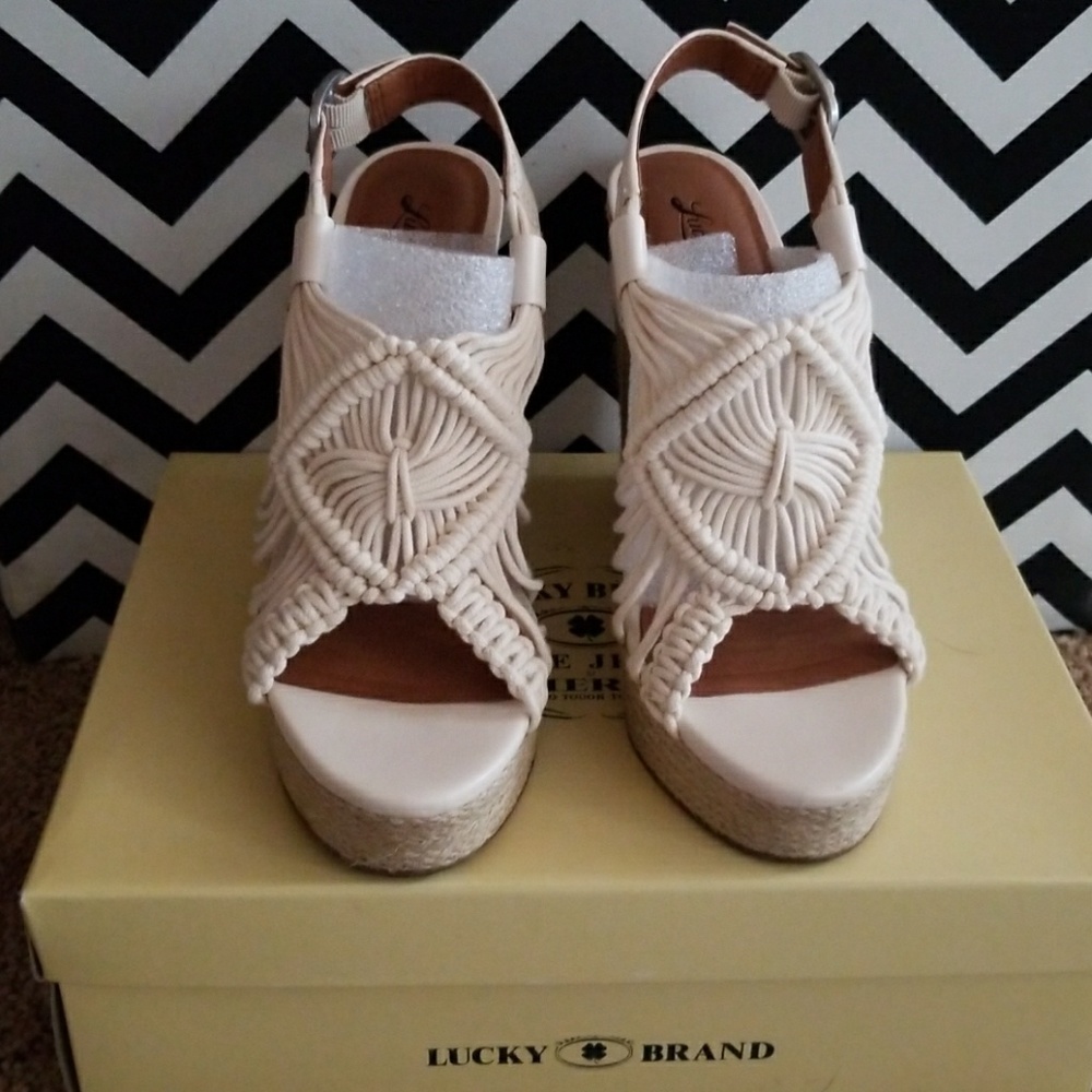 Wedge sandle